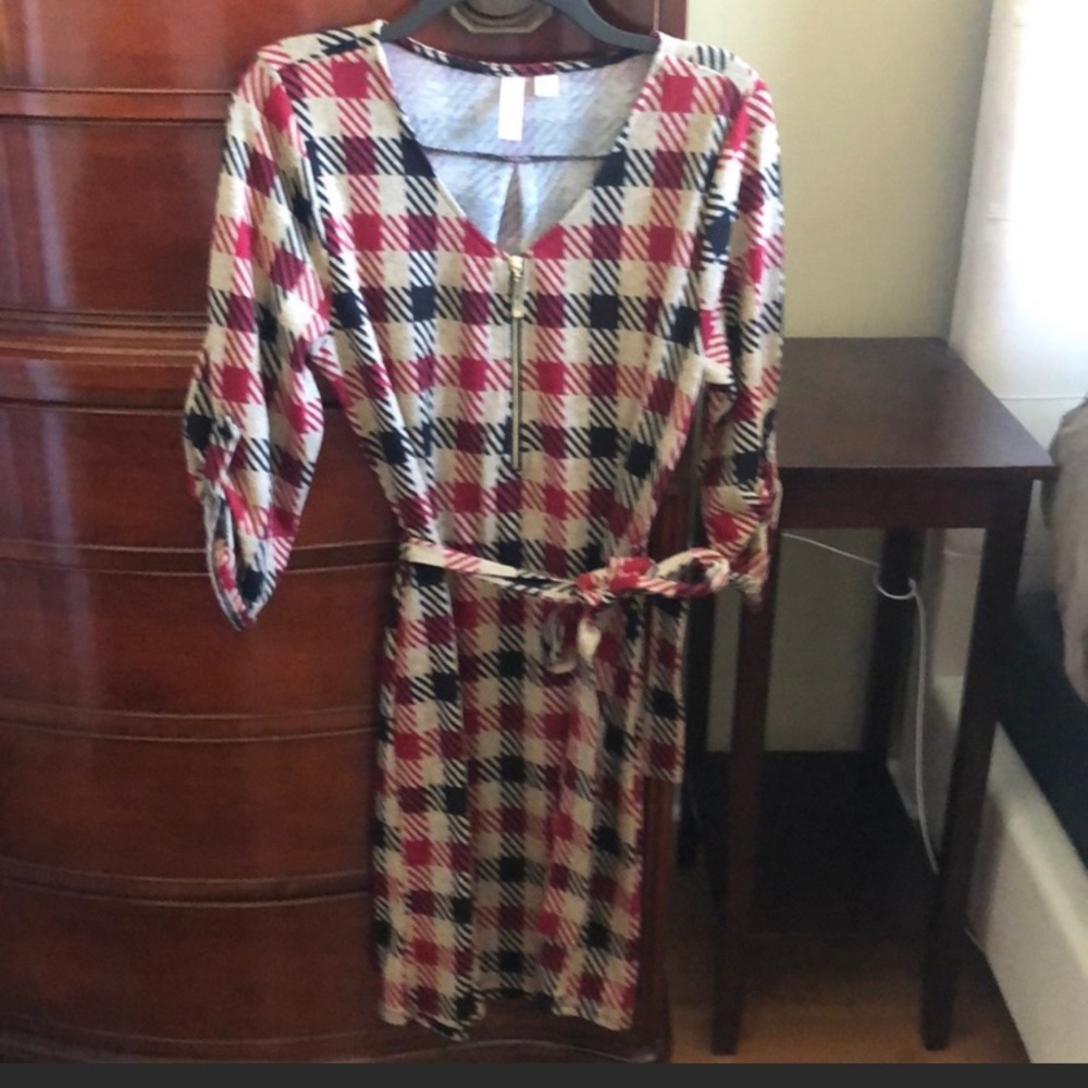 Tacera Dress M